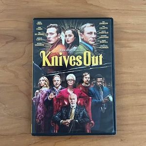 Knives out dvd